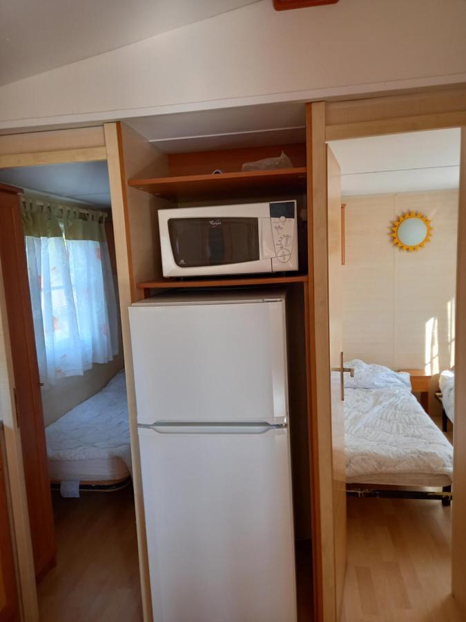 Mobilhome Nature Saint-Laurent-sur-Mer Dış mekan fotoğraf